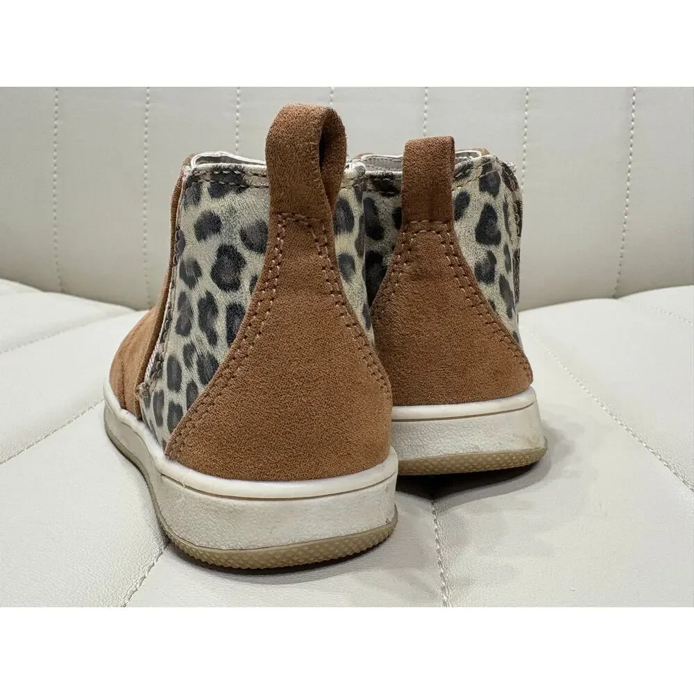 *LAST CHANCE* 5/$20 Leopard Booties - Cupcake Couture - 6C